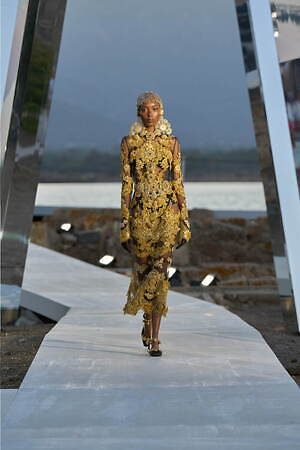 ドルチェ＆ガッバーナ アルタ モーダ(DOLCE&GABBANA Alta Moda) 2024-25年秋冬ウィメンズコレクション  - 写真20