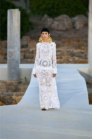 ドルチェ＆ガッバーナ アルタ モーダ(DOLCE&GABBANA Alta Moda) 2024-25年秋冬ウィメンズコレクション  - 写真24