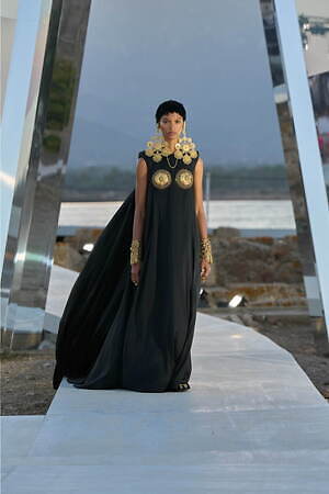 ドルチェ＆ガッバーナ アルタ モーダ(DOLCE&GABBANA Alta Moda) 2024-25年秋冬ウィメンズコレクション  - 写真4