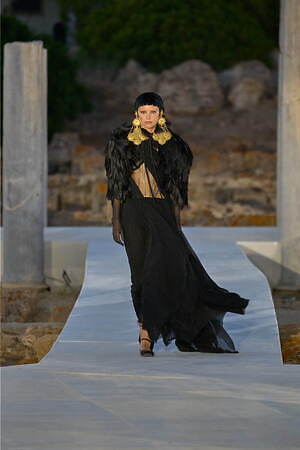 ドルチェ＆ガッバーナ アルタ モーダ(DOLCE&GABBANA Alta Moda) 2024-25年秋冬ウィメンズコレクション  - 写真54