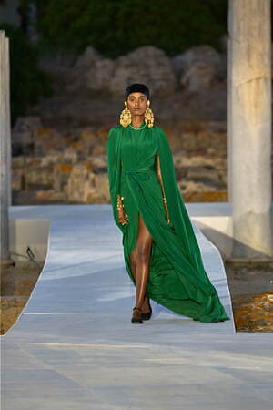 ドルチェ＆ガッバーナ アルタ モーダ(DOLCE&GABBANA Alta Moda) 2024-25年秋冬ウィメンズコレクション  - 写真60