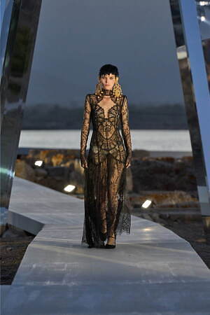 ドルチェ＆ガッバーナ アルタ モーダ(DOLCE&GABBANA Alta Moda) 2024-25年秋冬ウィメンズコレクション  - 写真73