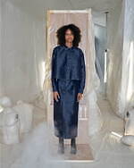 サルバムの25年春夏新作、“藍染風ジャカード”アシメジャケット＆シアー素材の花柄シャツなど｜写真6