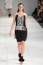 プリングル オブ スコットランドのミニマル＆モダンなコレクション - ロンドン・ファッション・ウィーク 2011年春夏｜写真4