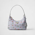 プラダのウィメンズ財布、“ローズ”柄×パールグレーのレザー二つ折り＆ミニ財布も｜写真7