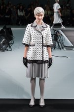 アンリアレイジ(ANREALAGE) 黒の衝撃｜写真29