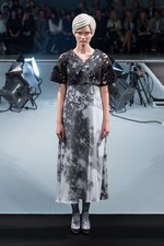 アンリアレイジ(ANREALAGE) 黒の衝撃｜写真59