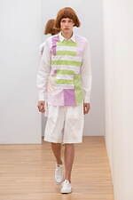 コム デ ギャルソン・シャツ 2025年春夏コレクション - 軽快なディスプロポーション｜写真33