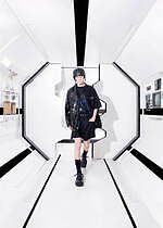 ダイリク 25年春夏コレクション、宇宙の旅を映すSF映画を撮るなら - ブランド初の映像作品も発表｜写真46