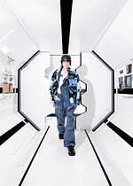 ダイリク 25年春夏コレクション、宇宙の旅を映すSF映画を撮るなら - ブランド初の映像作品も発表｜写真56