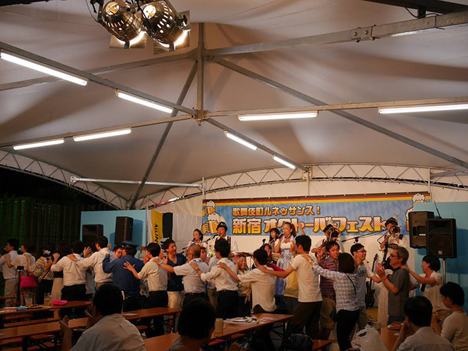 歌舞伎町でドイツの樽生ビールを！「新宿オクトーバーフェスト」開催｜写真9
