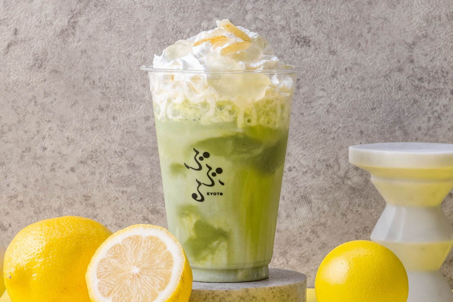 ミルクシェイク｜祇園辻利「ぶぶる」から夏の新作「煎茶レモンミルクシェイク」甘酸っぱいレモネード風味の煎茶シェイク
