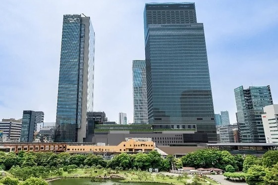 初上陸｜シンガポールの高級ホテル「ラッフルズ」日本初上陸、屋内プールやスパ完備 - 東京・港区に28年開業