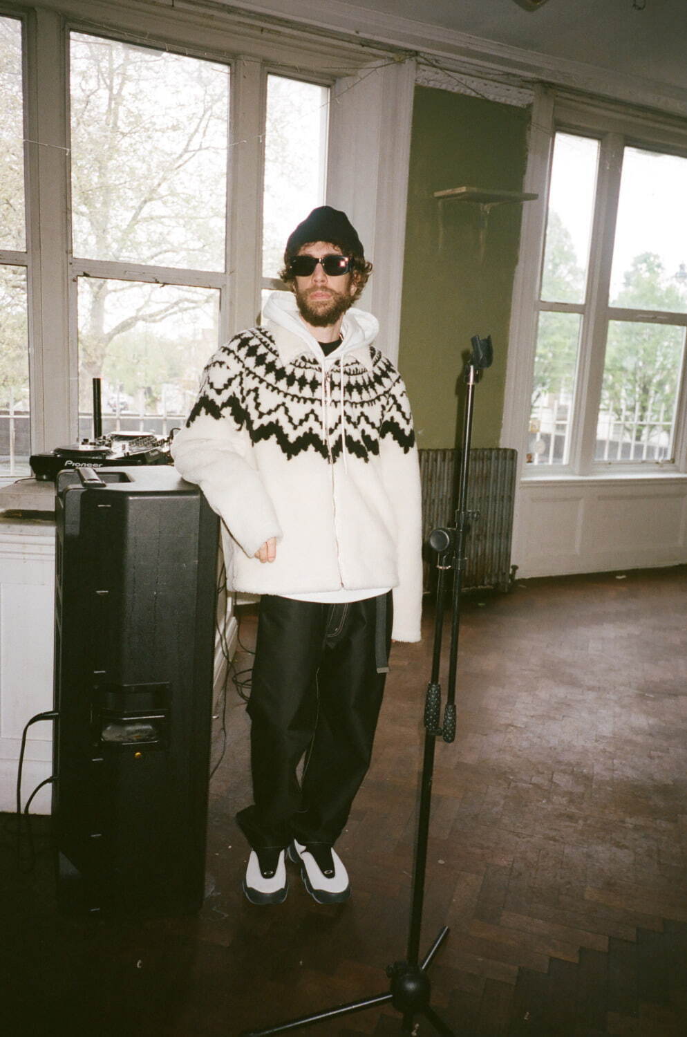 ユニフォーム エクスペリメント 2024-25年秋冬｜ フーディー