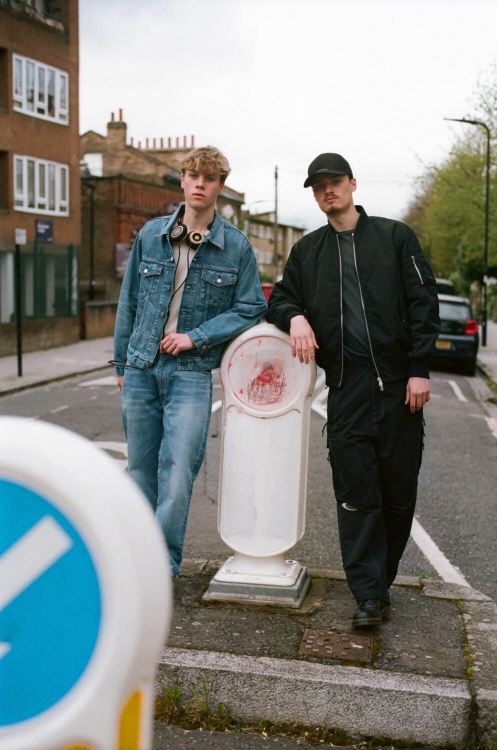 ユニフォーム エクスペリメント 2024-25年秋冬｜ カーゴパンツ