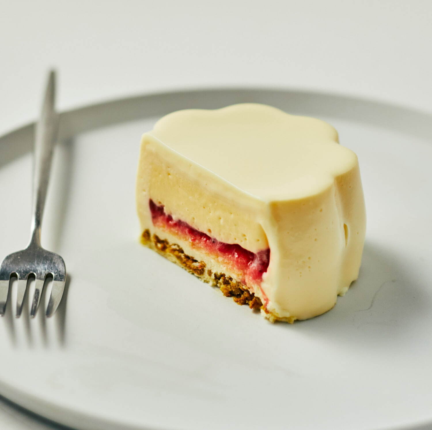 生フロルケーキ ブラック・ホワイト各1個/1,540円
