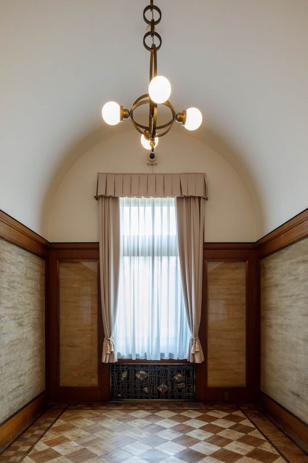 東京都庭園美術館 本館 合の間
画像提供：東京都庭園美術館