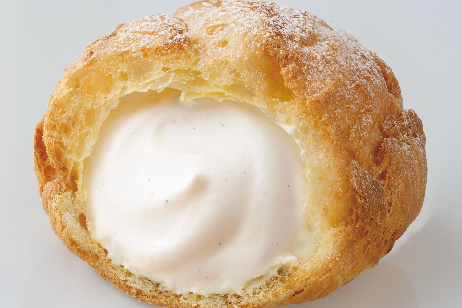 ビアードパパ限定「バニラヨーグルトクリームシュー」、“バニラヨーグルト”風なめらかクリーム