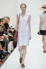 マーガレット ハウエルの2011年春夏コレクション - ロンドン・ファッション・ウィーク｜写真11