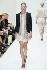 マーガレット ハウエルの2011年春夏コレクション - ロンドン・ファッション・ウィーク｜写真40