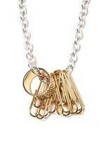 人気ブランド新作ジュエリー【2024年春夏】トレンド感溢れるネックレス＆ピアス、天然石やパールなど｜写真24