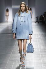 エルマンノ シェルヴィーノ 2025年春夏コレクション - テーラリングで解放する新たな女性像｜写真38