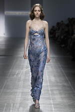 エルマンノ シェルヴィーノ 2025年春夏コレクション - テーラリングで解放する新たな女性像｜写真42