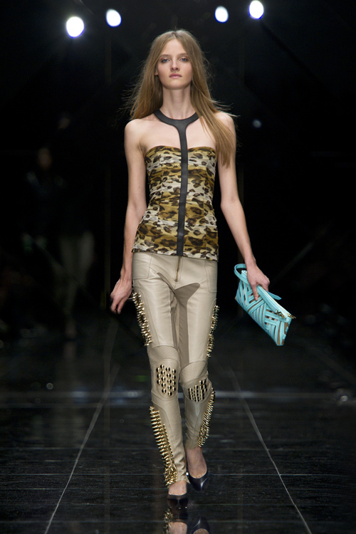 バーバリープローサム 2011年春夏<span>コレクション</span> - 写真40