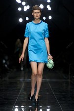 バーバリー プローサム(BURBERRY PRORSUM)、2011年春夏ウィメンズコレクション｜写真4