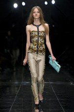 バーバリー プローサム(BURBERRY PRORSUM)、2011年春夏ウィメンズコレクション｜写真39