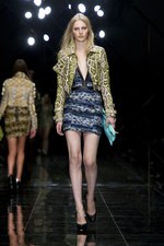 バーバリー プローサム(BURBERRY PRORSUM)、2011年春夏ウィメンズコレクション｜写真42