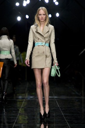 バーバリー プローサム(BURBERRY PRORSUM)、2011年春夏ウィメンズコレクション|写真9