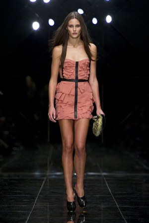 バーバリー プローサム(BURBERRY PRORSUM)、2011年春夏ウィメンズコレクション|写真22