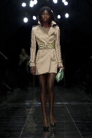 バーバリー プローサム(BURBERRY PRORSUM)、2011年春夏ウィメンズコレクション|写真35