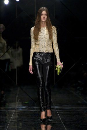 バーバリー プローサム(BURBERRY PRORSUM)、2011年春夏ウィメンズコレクション|写真36