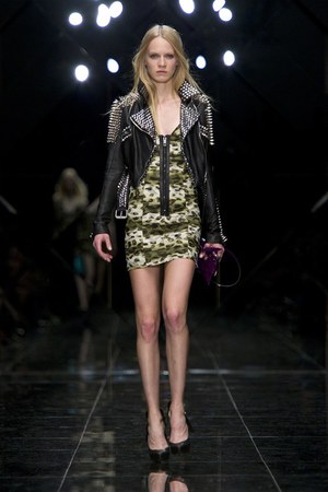 バーバリー プローサム(BURBERRY PRORSUM)、2011年春夏ウィメンズコレクション|写真45