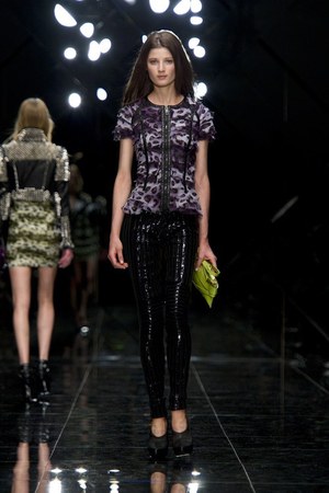 バーバリー プローサム(BURBERRY PRORSUM)、2011年春夏ウィメンズコレクション|写真47