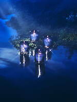 ミュシャ財団公式ブランド - 連作《月と星》着想の新作フレグランス4種、ベルガモットやアップルの香り｜写真22