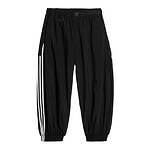 Y-3“空洞”ソールの厚底スニーカーやオールブラックのレザースニーカー、左右非対称デザインのウェアも｜写真12