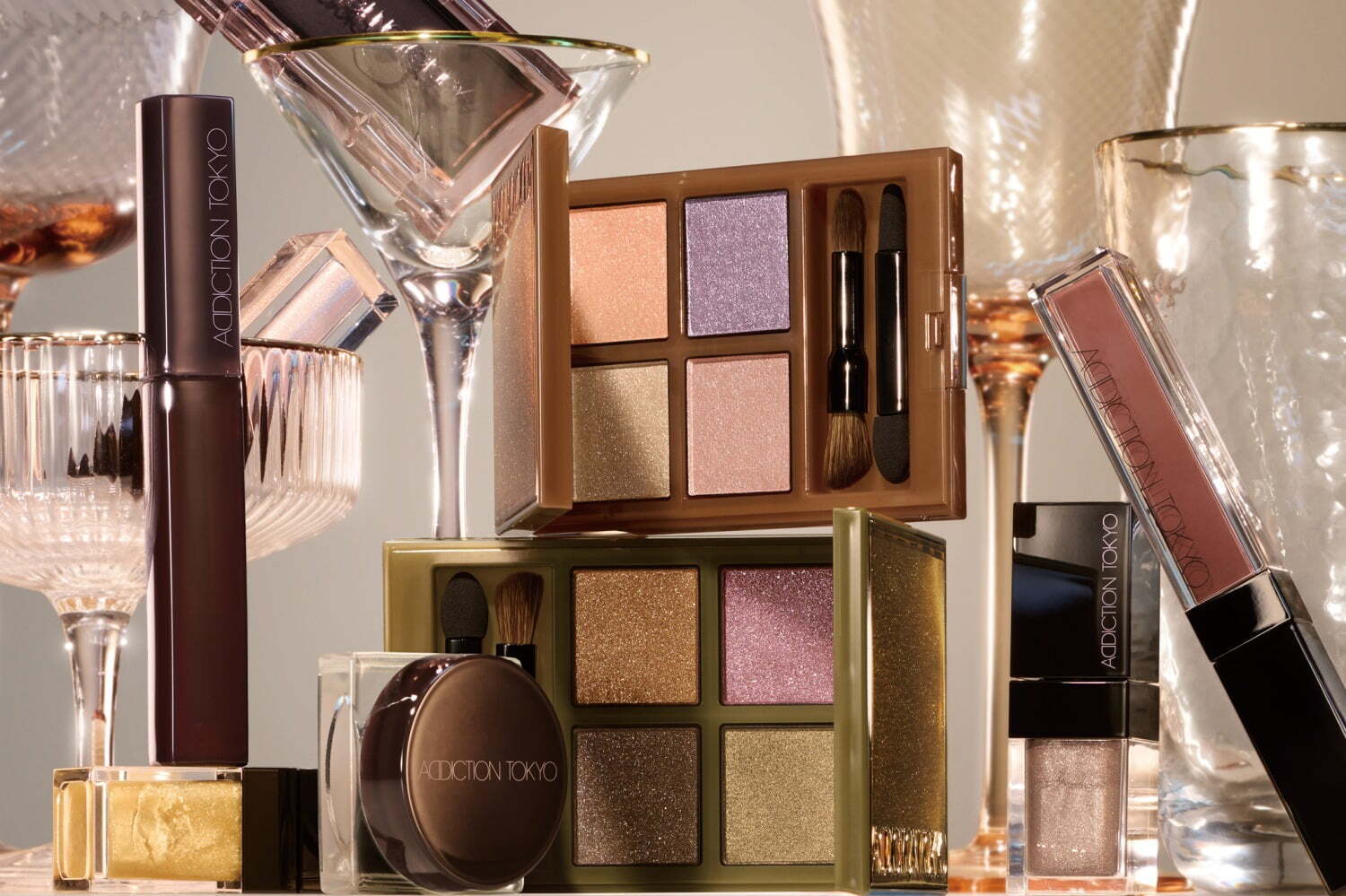 カラーマスカラ｜アディクション「アンティークグラス」着想24年クリスマスコスメ、“パール煌めく”アイパレや深みリップ