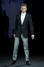 オズワルド ボーテング(OZWALD BOATENG)、モデル100人登場の壮大なメンズ・コレクション：ロンドン・ファッション・ウィーク2011年春夏｜写真5