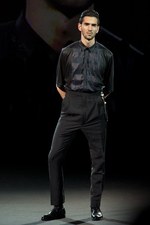 オズワルド ボーテング(OZWALD BOATENG)、モデル100人登場の壮大なメンズ・コレクション：ロンドン・ファッション・ウィーク2011年春夏｜写真14