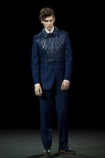 オズワルド ボーテング(OZWALD BOATENG)、モデル100人登場の壮大なメンズ・コレクション：ロンドン・ファッション・ウィーク2011年春夏｜写真30