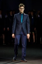 オズワルド ボーテング(OZWALD BOATENG)、モデル100人登場の壮大なメンズ・コレクション：ロンドン・ファッション・ウィーク2011年春夏｜写真34