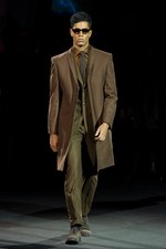 オズワルド ボーテング(OZWALD BOATENG)、モデル100人登場の壮大なメンズ・コレクション：ロンドン・ファッション・ウィーク2011年春夏｜写真49