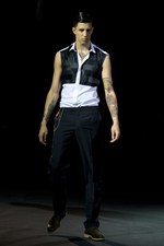 オズワルド ボーテング(OZWALD BOATENG)、モデル100人登場の壮大なメンズ・コレクション：ロンドン・ファッション・ウィーク2011年春夏｜写真67