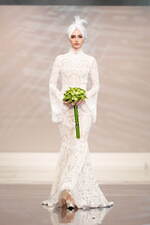 ユミカツラの桂由美追悼ショーにウェディングドレス100着、すべては花嫁のために｜写真5