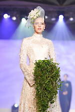 ユミカツラの桂由美追悼ショーにウェディングドレス100着、すべては花嫁のために｜写真16