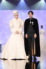 ユミカツラの桂由美追悼ショーにウェディングドレス100着、すべては花嫁のために｜写真17