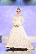 ユミカツラの桂由美追悼ショーにウェディングドレス100着、すべては花嫁のために｜写真21